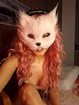 lilianroses online show from April 30, 2026, 6:36 pm