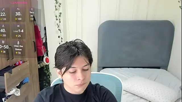 Snapshot of Felixzyn chatting on May 3, 2026, 7:09 pm Felixzyn online show from May 3, 2026, 7:09 pm