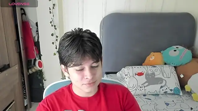 Snapshot of Felixzyn chatting on June 9, 2026, 6:52 pm Felixzyn online show from June 9, 2026, 6:52 pm