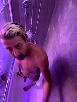 Snapshot of maxbandit chatting on September 25, 2025, 12:36 am maxbandit online show from September 25, 2025, 12:36 am