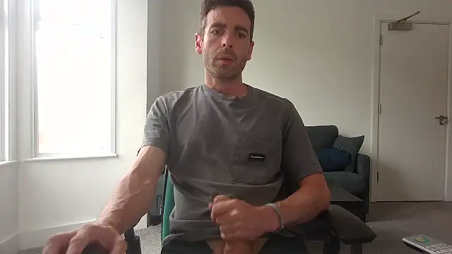frenchbdmaninlondon online show from July 21, 2026, 1:57 pm