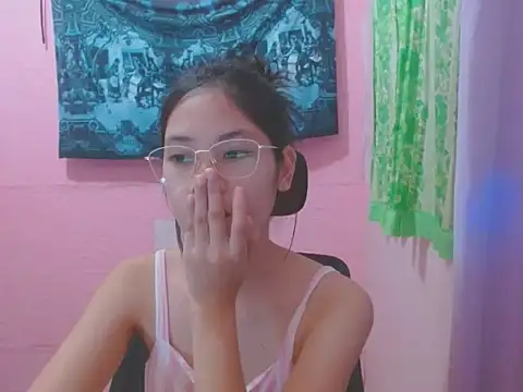 Snapshot of Sweetsexylady19 chatting on July 7, 2026, 6:47 am Sweetsexylady19 online show from July 7, 2026, 6:47 am
