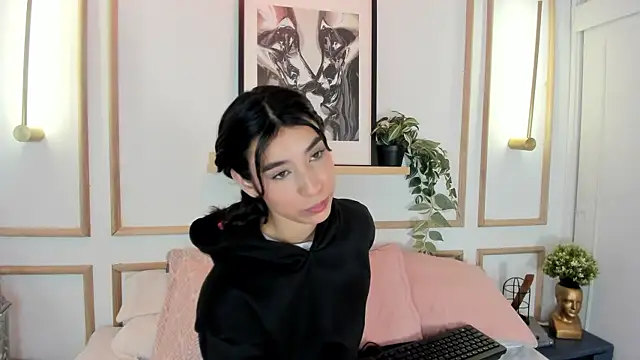 Nanami  online show from July 29, 2026, 12:03 pm