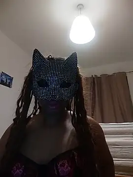 WaitingElise online show from May 8, 2026, 9:09 pm