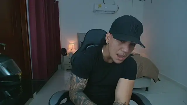 Mrbig maximo online show from June 19, 2026, 2:49 am