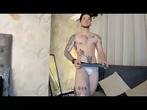 RONNY COLTON online show from May 24, 2026, 8:52 am