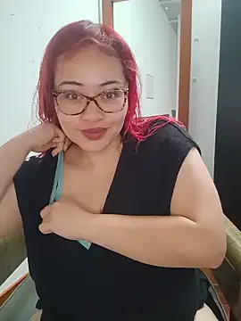 Snapshot of Amaranta-Luque chatting on July 24, 2026, 3:54 pm Amaranta-Luque online show from July 24, 2026, 3:54 pm