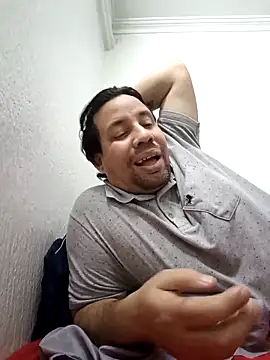 kinmax0 online show from April 19, 2026, 7:18 am