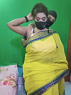 Snapshot of Hot_Cupole chatting on June 6, 2026, 3:17 pm Hot Cupole online show from June 6, 2026, 3:17 pm