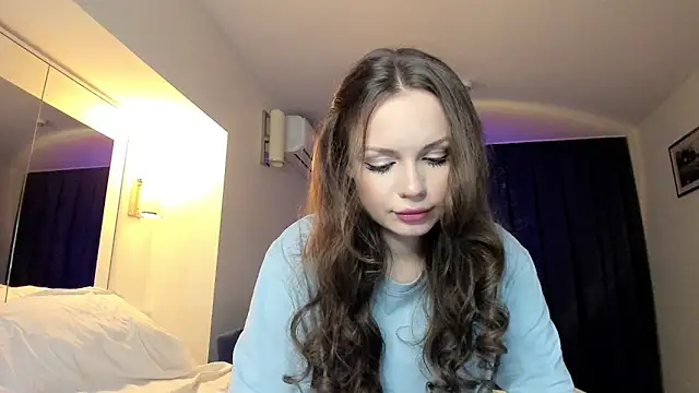 Snapshot of sweettitsbby chatting on May 7, 2026, 6:57 pm sweettitsbby online show from May 7, 2026, 6:57 pm