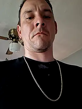 JGWntwrth86 online show from April 21, 2026, 10:45 pm