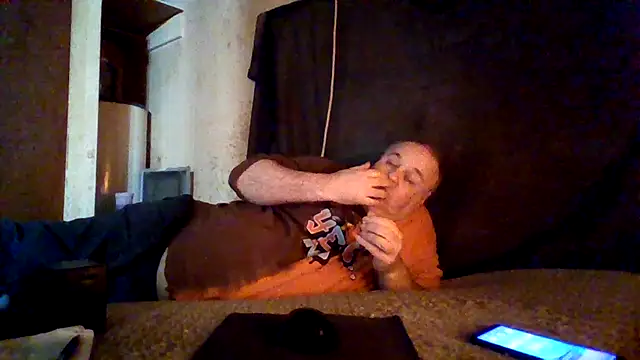 Snapshot of Nightshade1195 chatting on May 14, 2026, 9:32 pm Nightshade1195 online show from May 14, 2026, 9:32 pm