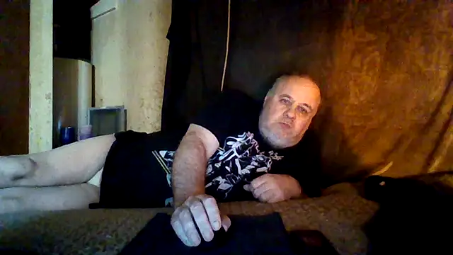 Snapshot of Nightshade1195 chatting on May 24, 2026, 8:03 pm Nightshade1195 online show from May 24, 2026, 8:03 pm