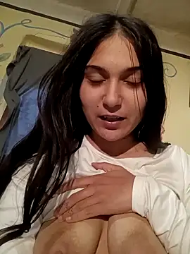 amira1348 online show from April 21, 2026, 4:45 pm