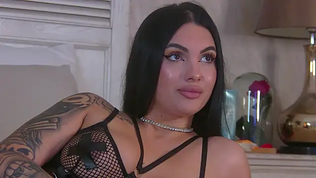 AliraNightvale online show from July 7, 2026, 5:06 pm