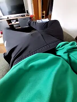 tom138jr online show from April 20, 2026, 3:04 pm