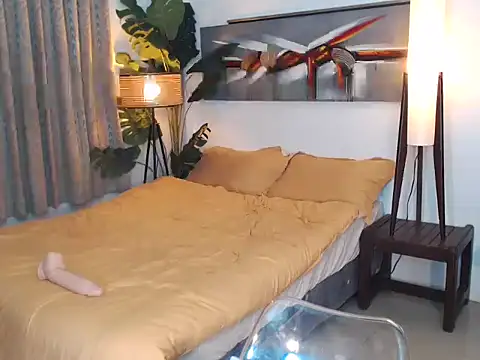 Tssassy online show from April 20, 2026, 4:21 pm