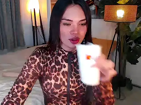 Snapshot of Tssassy chatting on April 25, 2026, 5:43 pm Tssassy online show from April 25, 2026, 5:43 pm