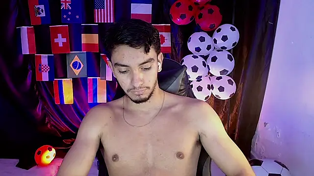 Snapshot of dante_18cm_ chatting on July 14, 2026, 12:24 am dante 18cm online show from July 14, 2026, 12:24 am