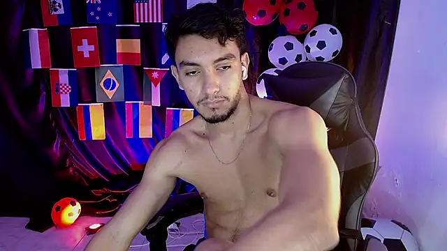 Snapshot of dante_18cm_ chatting on July 14, 2026, 2:05 am dante 18cm online show from July 14, 2026, 2:05 am