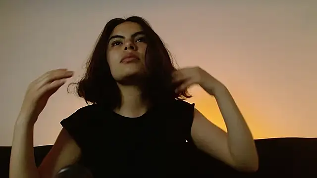 Aikasato online show from April 21, 2026, 3:46 am