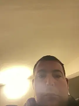 Snapshot of belludenotte chatting on May 16, 2026, 2:19 am belludenotte online show from May 16, 2026, 2:19 am