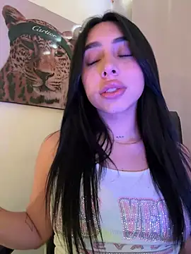 IsabellaNoir  online show from July 25, 2026, 6:05 pm