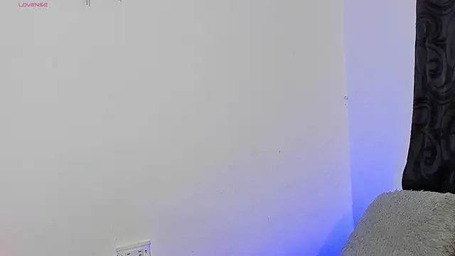  IanLark online show from May 16, 2026, 12:29 am
