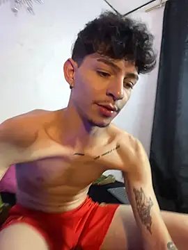  IanLark online show from July 5, 2026, 12:06 am