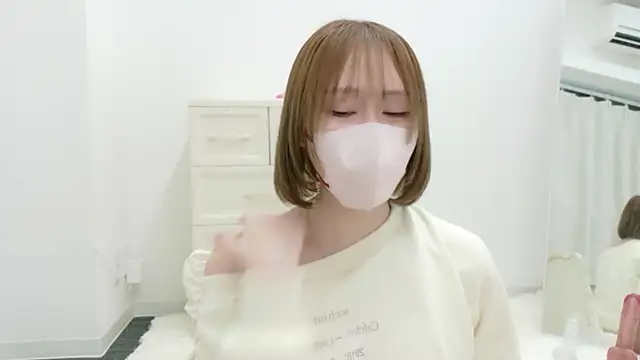 Snapshot of remuchan__ chatting on April 27, 2026, 7:50 am remuchan online show from April 27, 2026, 7:50 am