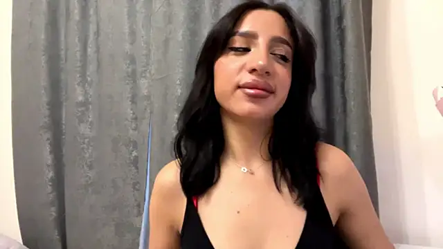 Snapshot of AngellaBarbini chatting on June 26, 2026, 2:10 pm AngellaBarbini online show from June 26, 2026, 2:10 pm