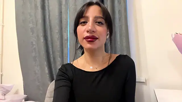 Snapshot of AngellaBarbini chatting on June 28, 2026, 2:34 pm AngellaBarbini online show from June 28, 2026, 2:34 pm