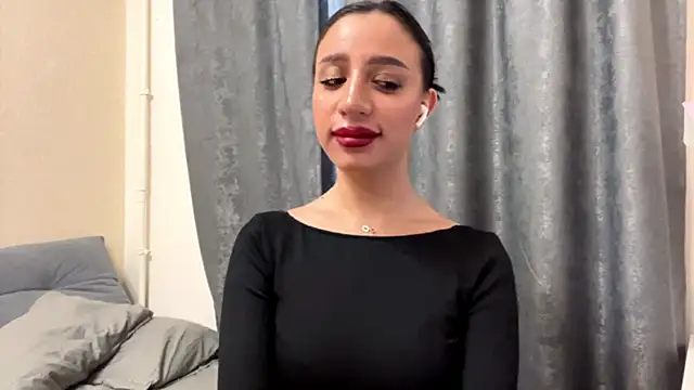 Snapshot of AngellaBarbini chatting on July 10, 2026, 4:20 pm AngellaBarbini online show from July 10, 2026, 4:20 pm