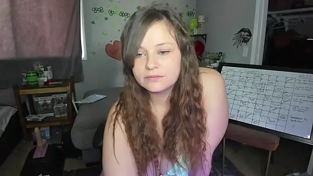 Snapshot of DelilaFields2 chatting on June 6, 2026, 8:35 pm DelilaFields2 online show from June 6, 2026, 8:35 pm