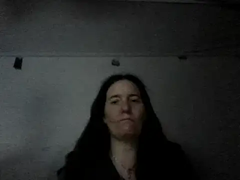 Snapshot of Mini83 chatting on May 18, 2026, 8:58 pm Mini83 online show from May 18, 2026, 8:58 pm