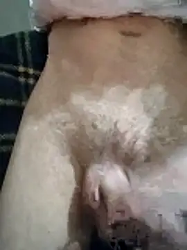 Zevroxee online show from April 22, 2026, 1:30 am