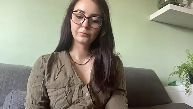 Snapshot of ChloeNatural chatting on May 6, 2026, 6:19 am ChloeNatural online show from May 6, 2026, 6:19 am