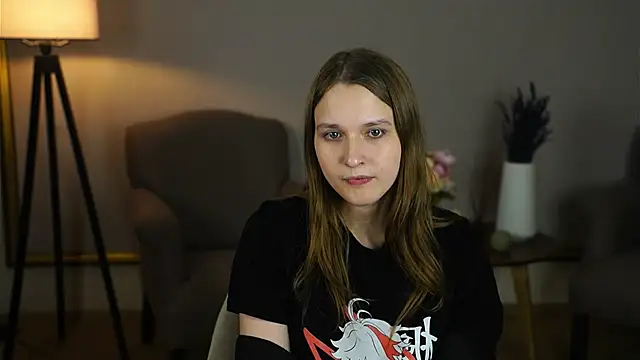 ErnaAmerica online show from April 22, 2026, 2:07 pm