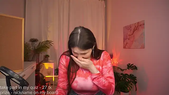 Snapshot of BettyMarlowe chatting on June 21, 2026, 5:32 am BettyMarlowe online show from June 21, 2026, 5:32 am