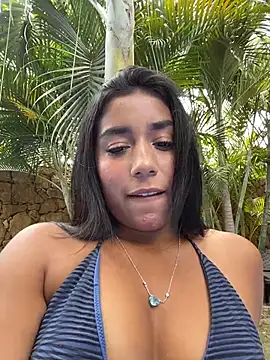 Snapshot of SaryJonex chatting on May 24, 2026, 3:17 pm SaryJonex online show from May 24, 2026, 3:17 pm