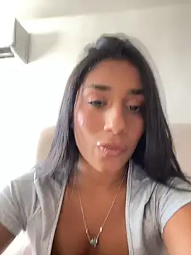 SaryJonex online show from July 16, 2026, 3:07 pm