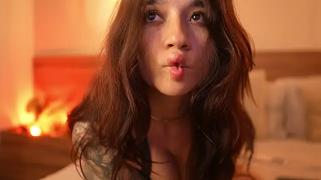 Snapshot of Charlotte_Rossee chatting on July 28, 2026, 6:20 pm Charlotte Rossee online show from July 28, 2026, 6:20 pm