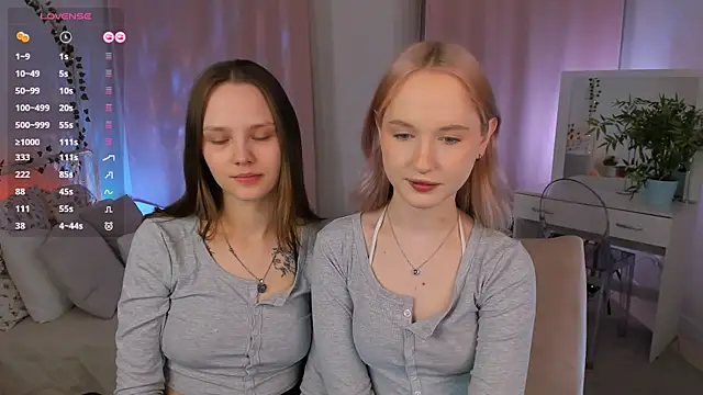 lisaluve online show from May 2, 2026, 9:31 pm