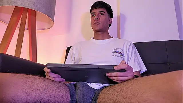 Snapshot of Derek_stud_ chatting on June 7, 2026, 4:16 am Derek stud online show from June 7, 2026, 4:16 am