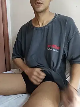 Snapshot of skinny_raj chatting on July 10, 2026, 8:00 pm skinny raj online show from July 10, 2026, 8:00 pm