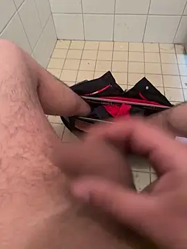 ilovecum34 online show from April 23, 2026, 12:40 pm