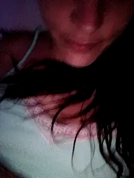 ayxagulosa online show from April 25, 2026, 2:03 pm