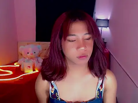 URsexyLylia online show from May 24, 2026, 9:53 pm
