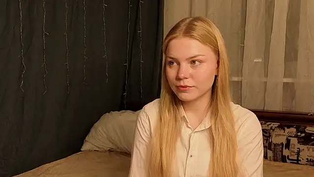 Snapshot of LavonaMadlem chatting on May 22, 2026, 9:09 pm LavonaMadlem online show from May 22, 2026, 9:09 pm