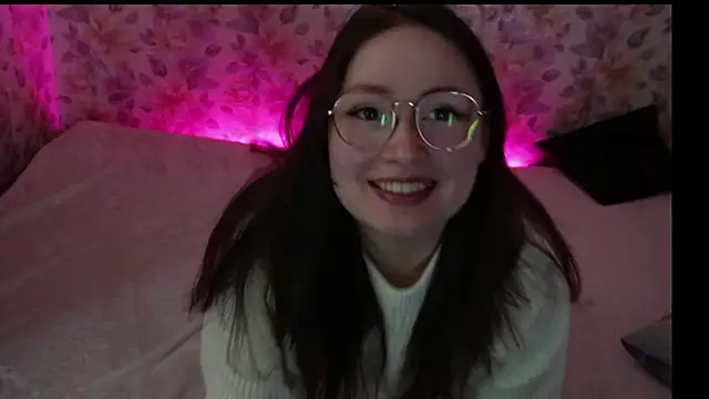 Snapshot of Tendre_Amelia chatting on June 20, 2026, 9:12 am Tendre Amelia online show from June 20, 2026, 9:12 am